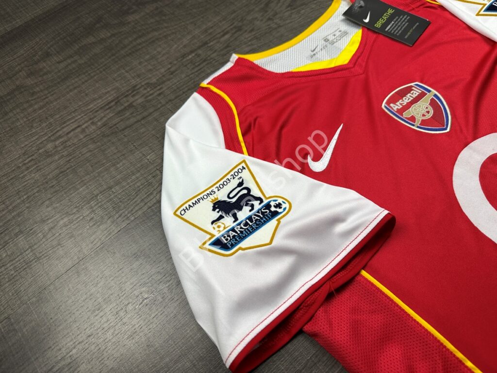 [Retro] - เสื้อฟุตบอล ย้อนยุค Arsenal Home อาเซน่อล เหย้า ปี 2004/05 อาร์มพรีเมียร์ลีค - 03