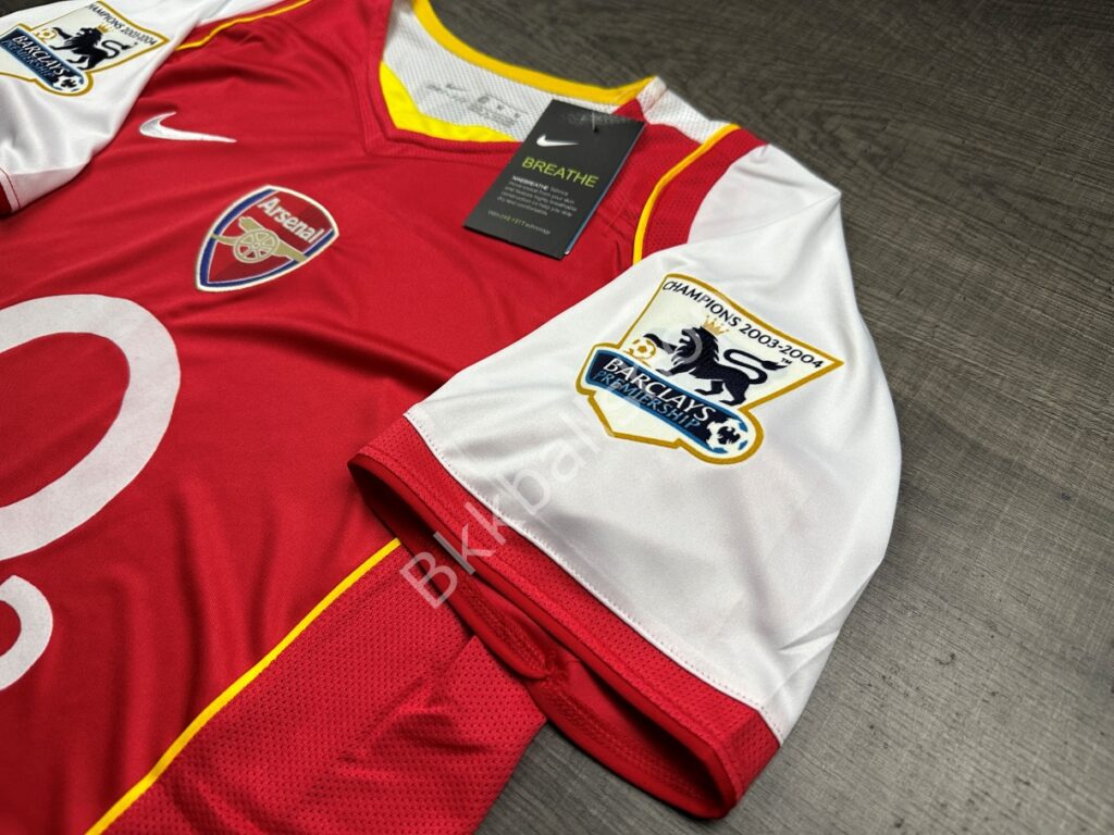 [Retro] - เสื้อฟุตบอล ย้อนยุค Arsenal Home อาเซน่อล เหย้า ปี 2004/05 อาร์มพรีเมียร์ลีค - 04