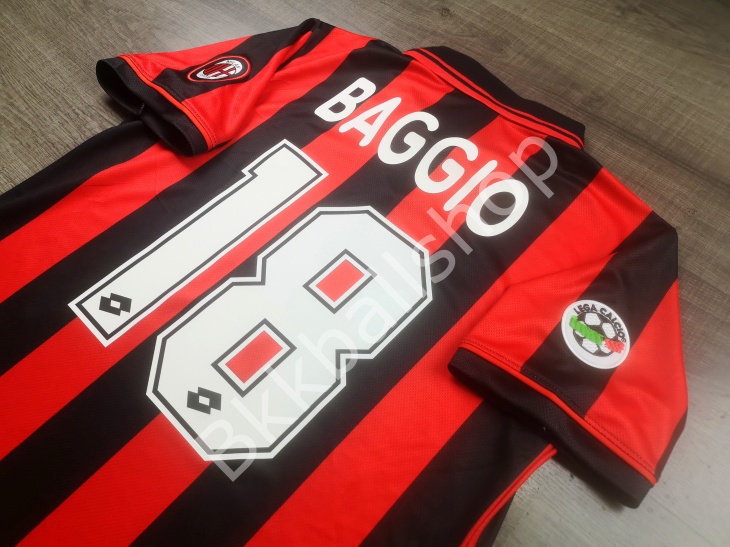 [Retro] - เสื้อฟุตบอล ย้อนยุค Ac Milan Home เอซี มิลาน เหย้า ปี 1996/97 อาร์ม CALCIO 18 BAGGIO - 01