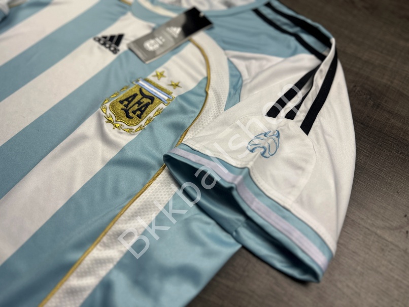 [Retro] - เสื้อฟุตบอล ย้อนยุค ทีมชาติ Argentina Home อาร์เจนติน่า เหย้า ฟุตบอลโลก ปี 2006 - 04
