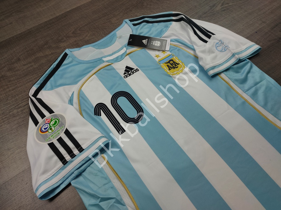 [Retro] - เสื้อฟุตบอล ย้อนยุค ทีมชาติ Argentina Home อาร์เจนติน่า เหย้า ฟุตบอลโลก ปี 2006 เบอร์ชื่อ 10 RIQUELME - 02