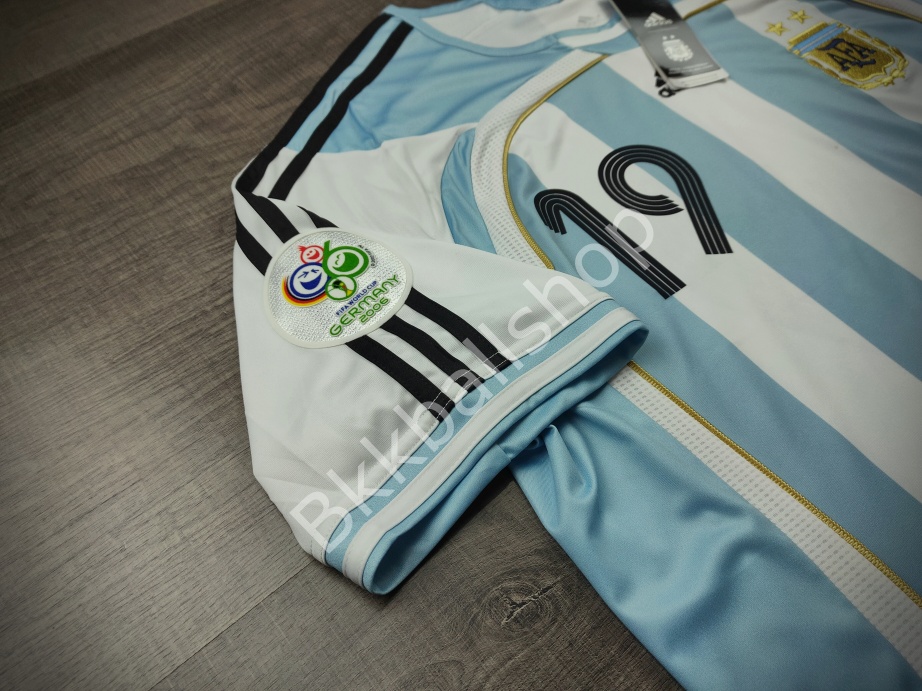 [Retro] - เสื้อฟุตบอล ย้อนยุค ทีมชาติ Argentina Home อาร์เจนติน่า เหย้า ฟุตบอลโลก ปี 2006 เบอร์ชื่อ 19 MESSI - 03