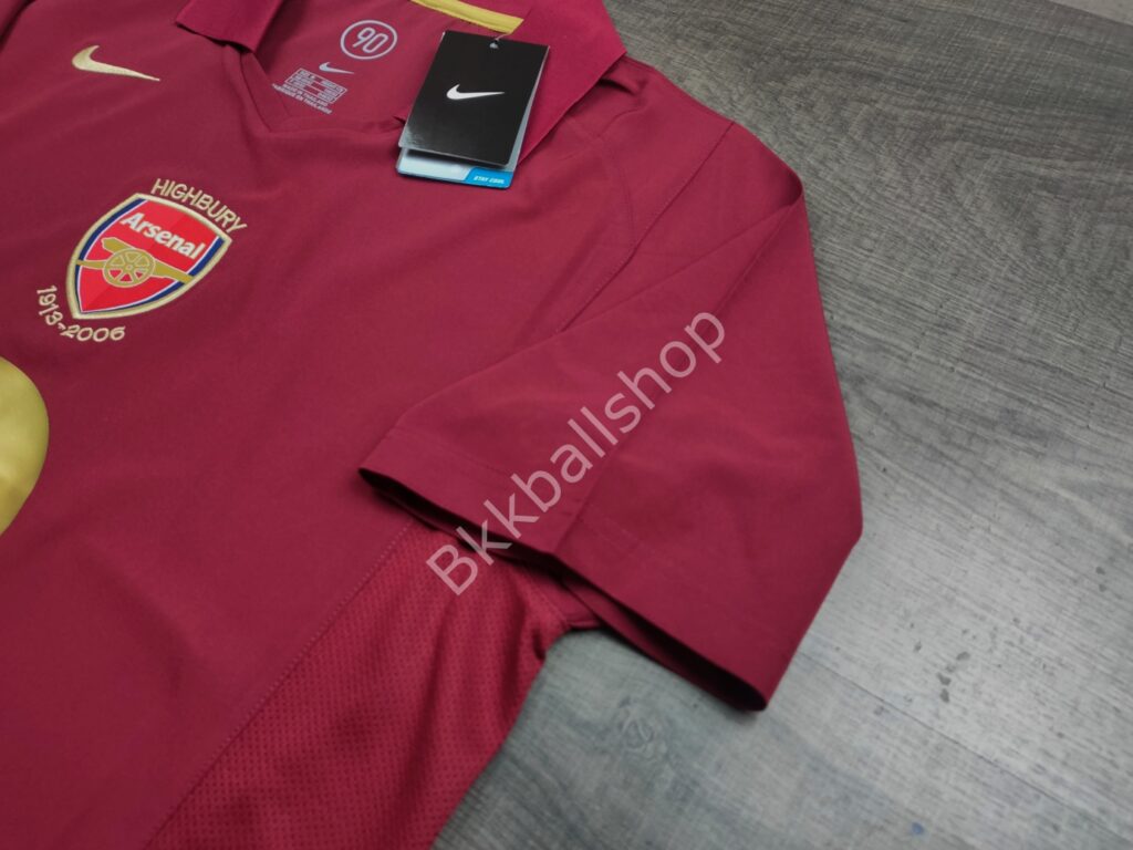 [Retro] - เสื้อฟุตบอล ย้อนยุค Arsenal Home อาเซน่อล เหย้า ปี 2005/06 - 04