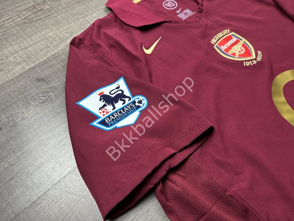 [Retro] - เสื้อฟุตบอล ย้อนยุค Arsenal Home อาเซน่อล เหย้า ปี 2005/06 อาร์มพรีเมียร์ลีค - 02